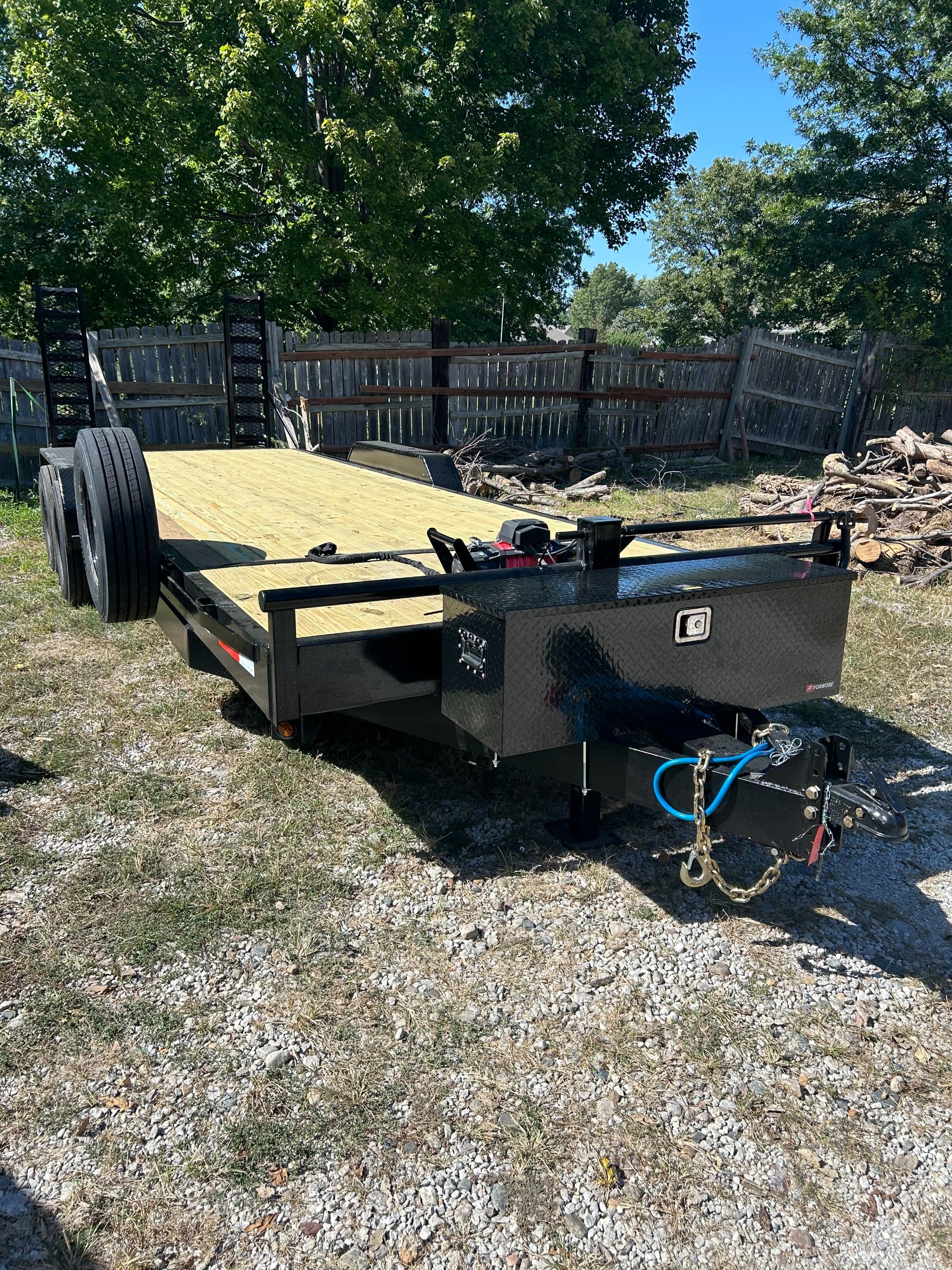 K and L Manufacturing Equipment Trailer 24 ft — trailer rental near Lenexa KS